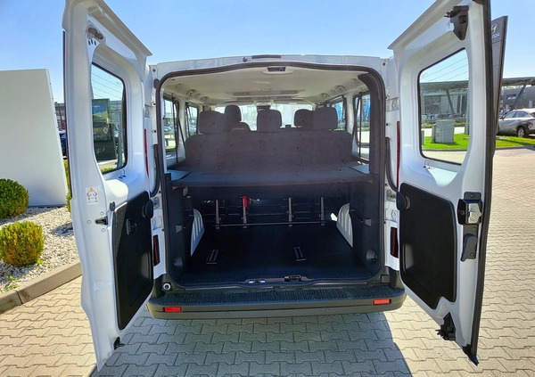 Renault Trafic cena 177733 przebieg: 3, rok produkcji 2024 z Koronowo małe 11